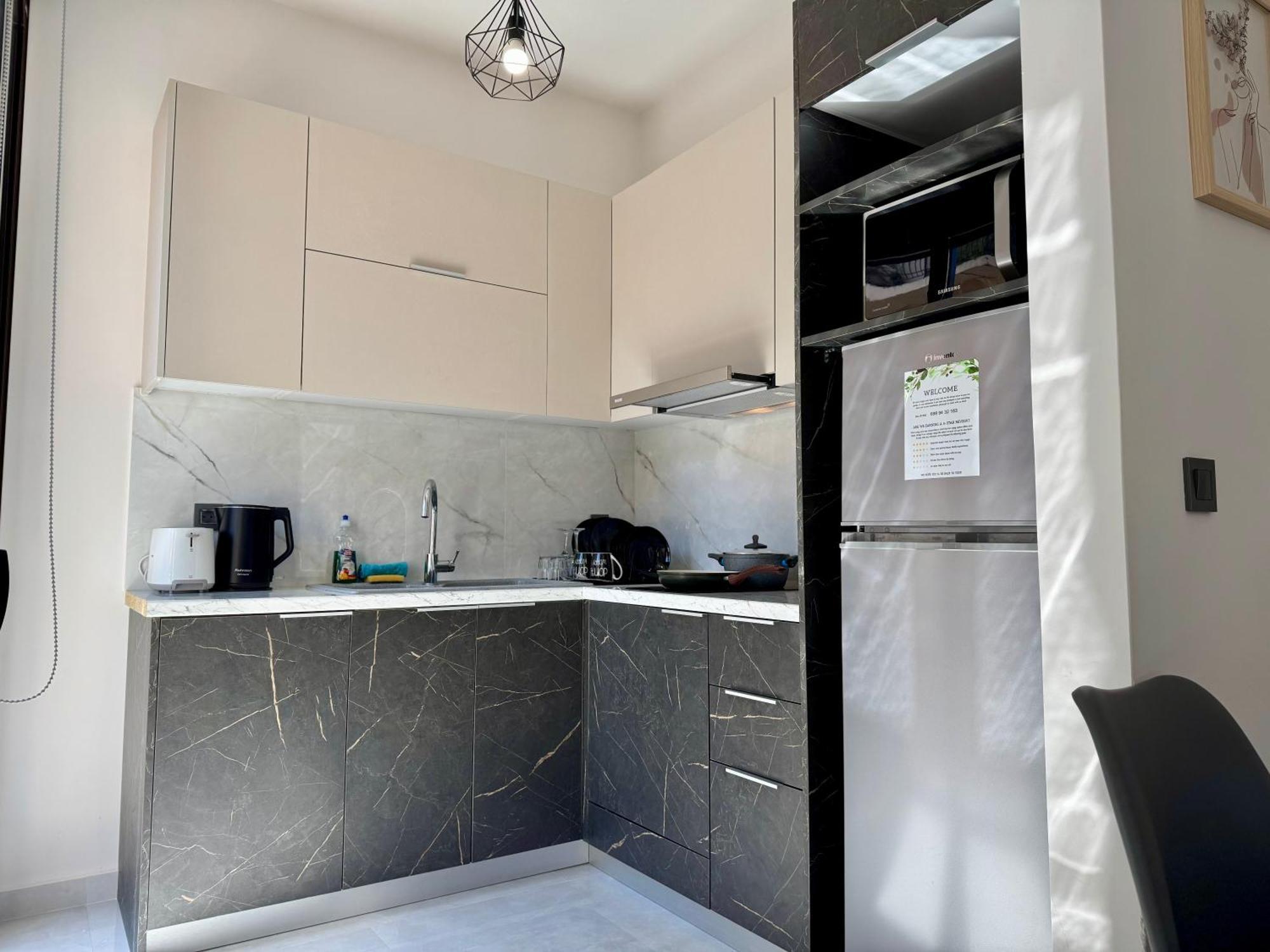 Spacious Apartment Near Monastiraki By Kozy Koala 雅典 外观 照片
